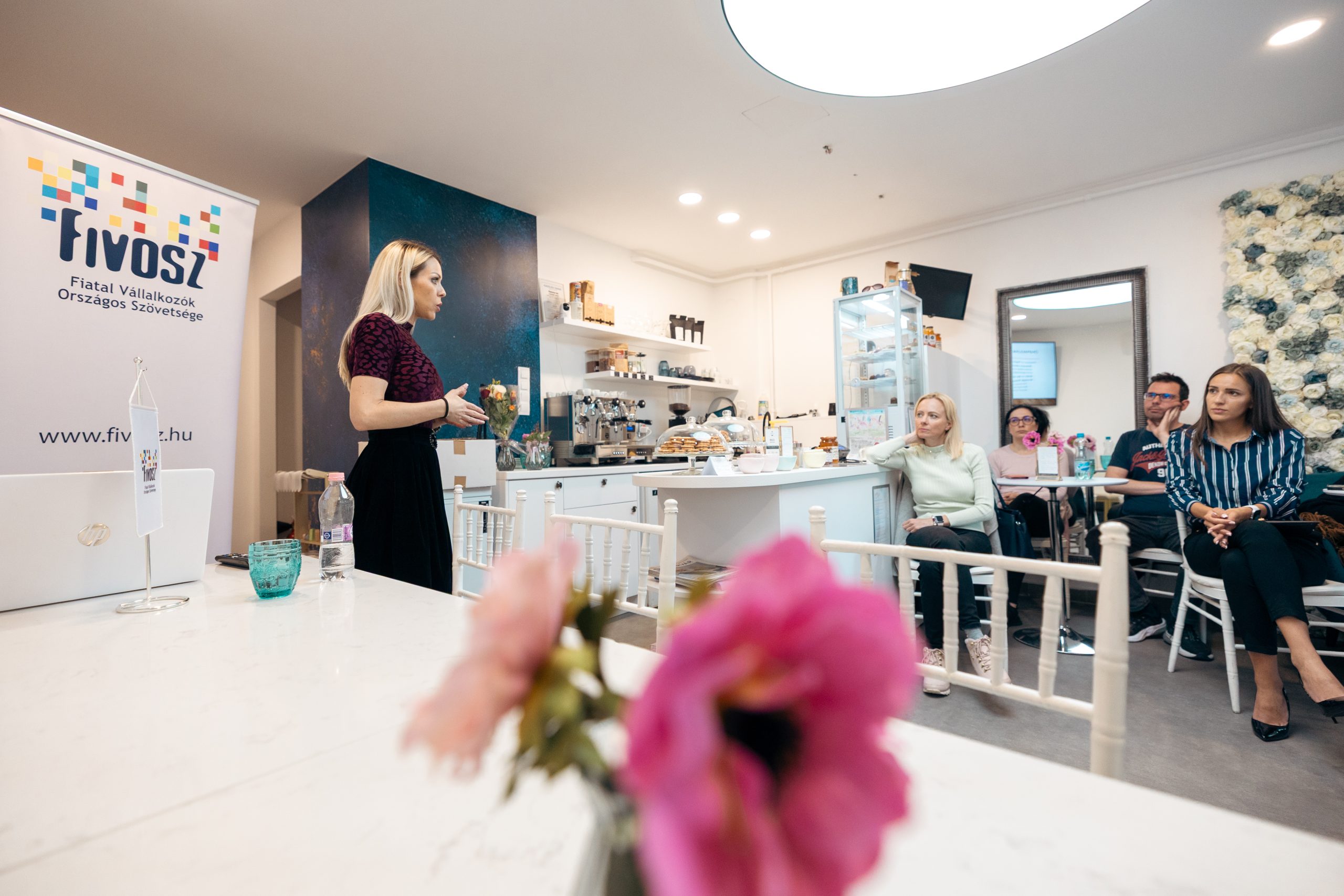 Ilyen volt: FIVOSZ Cafe – Fiatal vállalkozók lelki kihívásai